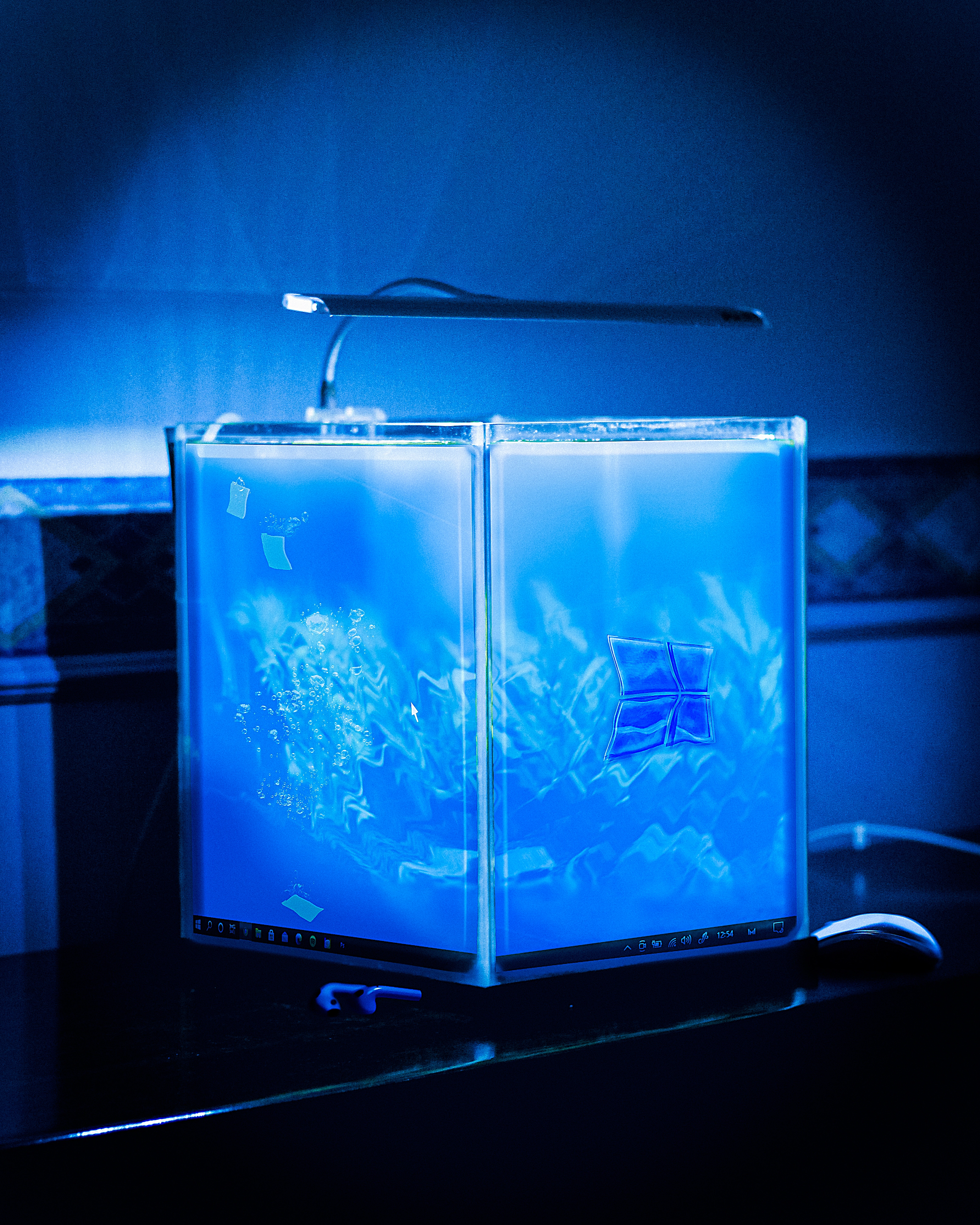 Reversed Acquarium